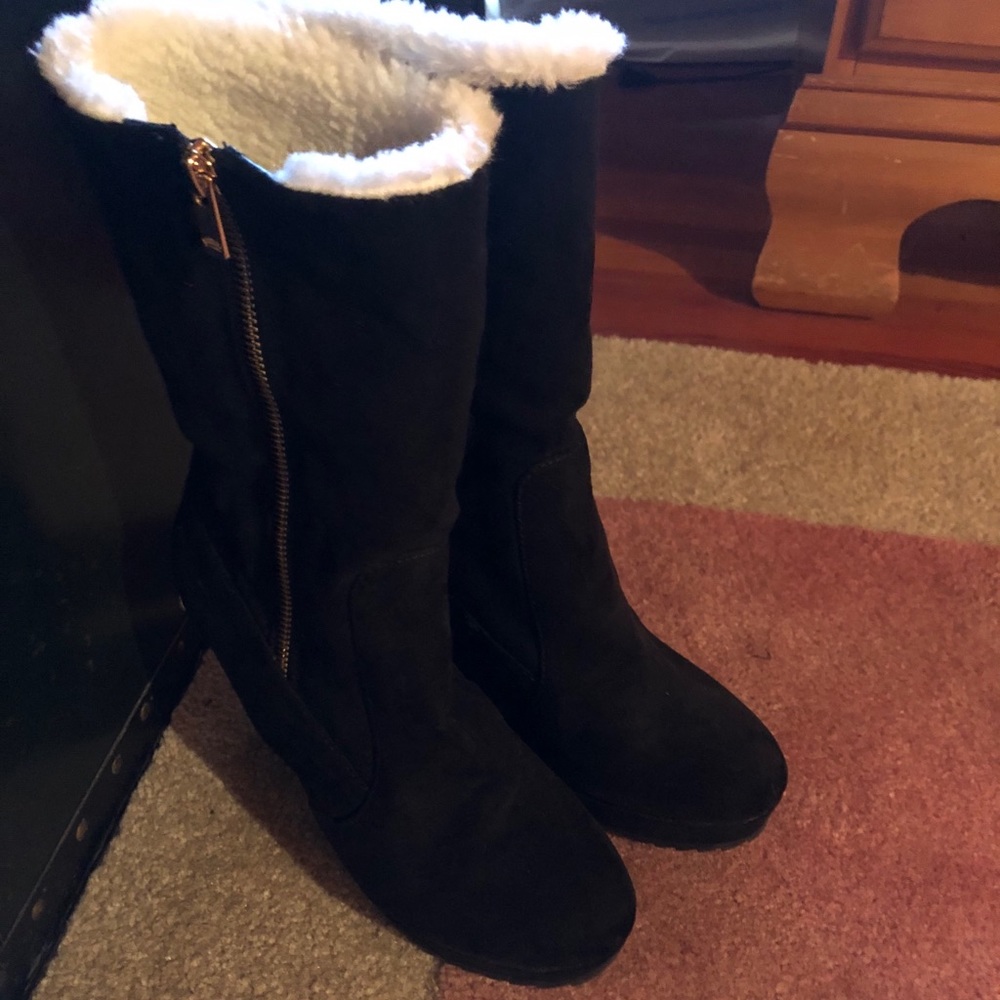 Juicy Couture Winter Boots